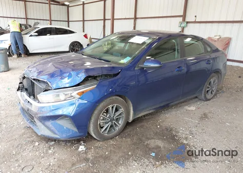 2022 Kia Forte Lxs из США, поврежденный, VIN 3KPF24AD0NE438884